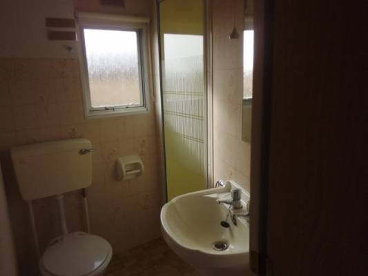 W willi Willa Oleńka w Niechorzu można skorzystać z łazienki przedstawionej na zdjęciu