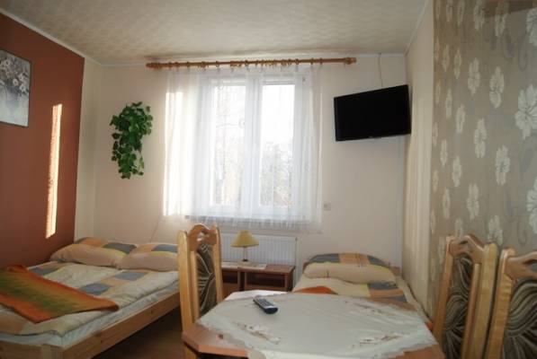 Na zdjęciu przedstawiony jest pokój w kwaterze ELJAN  w którym możecie Państwo się zatrzymać podczas pobytu w Rewalu