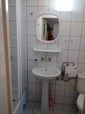Tak prezentuje się łazienka w domu gościnnym U Jana (ul. Spacerowa 4, 72-344 Pustkowo)