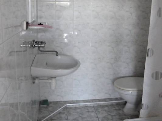Widok na łazienkę w pokoju Dom Gościnny GRZESIUK w Niechorzu nad morzem