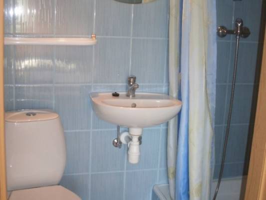 Pokój Dom Gościnny U SYLWII nad morzem posiada tak wyposażone łazienki