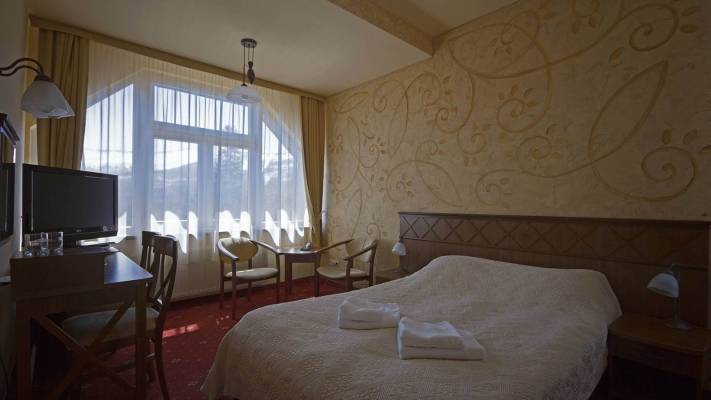 Hotel TARASY WANG w Karpaczu - zdjęcie łoża
