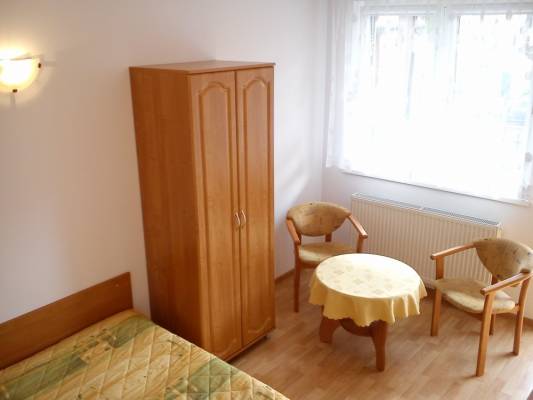 Prezentujemy przykładowy pokój w pensjonacie Dom Gościnny JAŚMIN w Niechorzu nad morzem