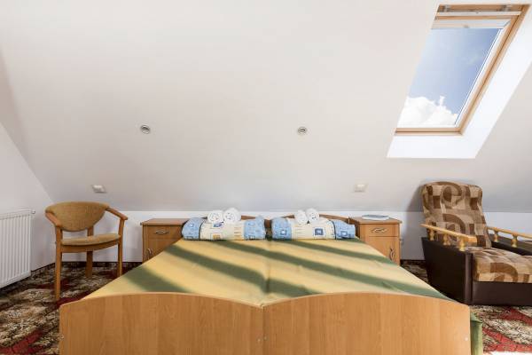 Fotografia przedstawia łoże małżeńskie | pensjonat SOLEIL Resort & SPA. Pomorze Zachodnie