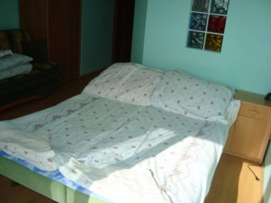 Na zdjęciu łóżko w pensjonacie Palacyk Lindorf