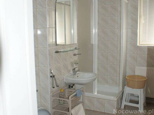Na fotografii widzimy łazienka w domu gościnnym Villa Alma  nad morzem
