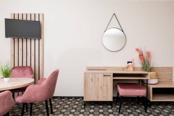 Fotka przedstawia apartament w Flamingo, widok ze środka.